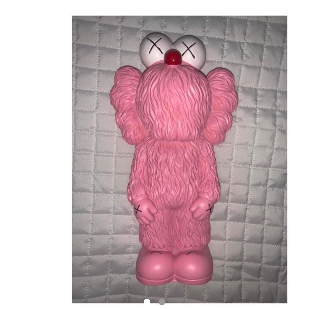 Very cute kaws piggy bank